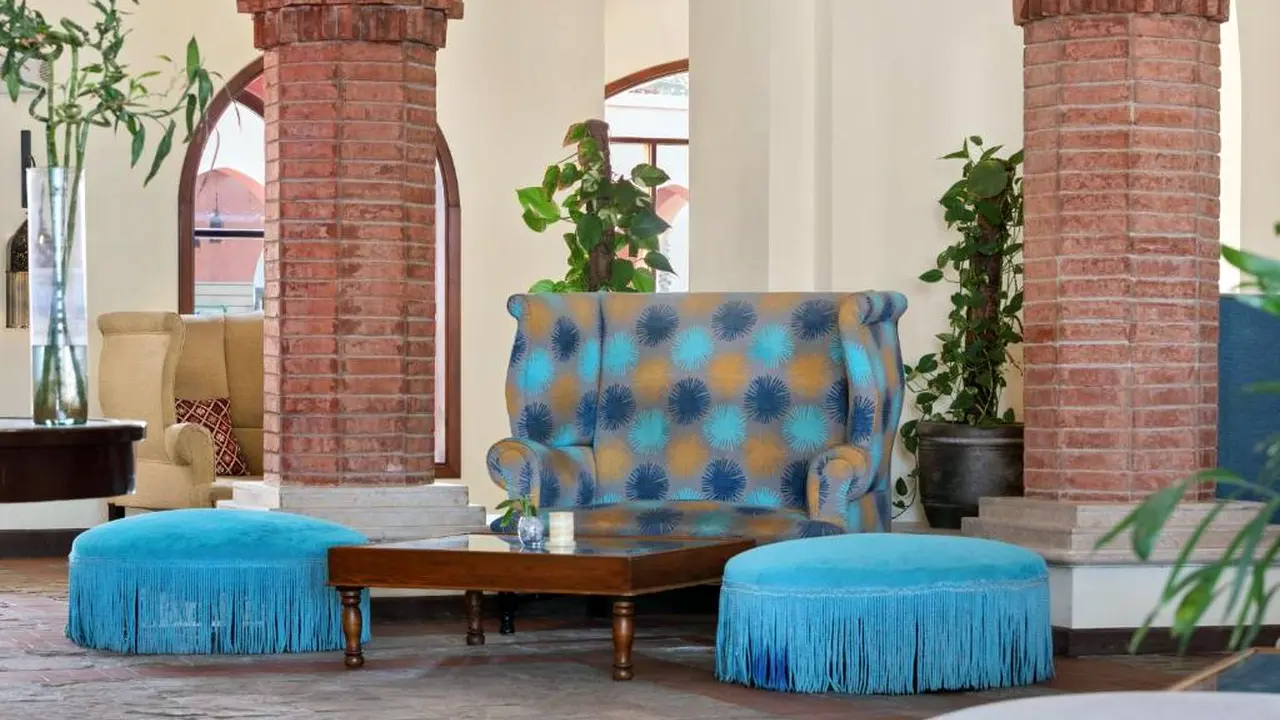 الفندق راديسون بلو - القصير